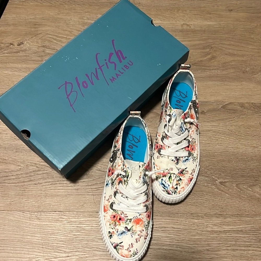 Blowfish Floral White Canvas Sneakers